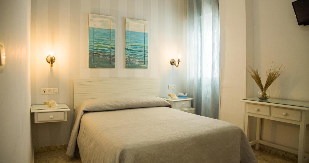 Hostal Patio Andaluz ปุนตาอุมเบรีย ภายนอก รูปภาพ