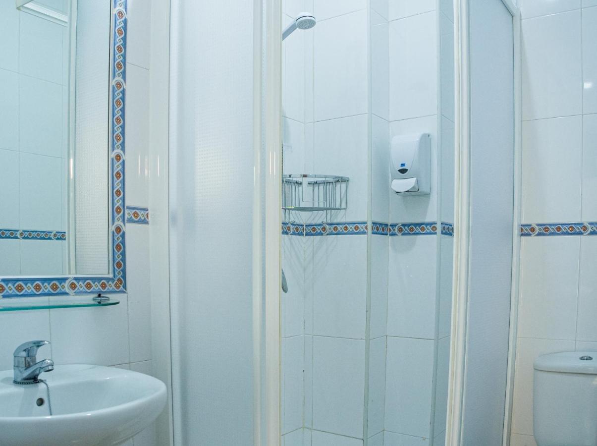 Hostal Patio Andaluz ปุนตาอุมเบรีย ภายนอก รูปภาพ