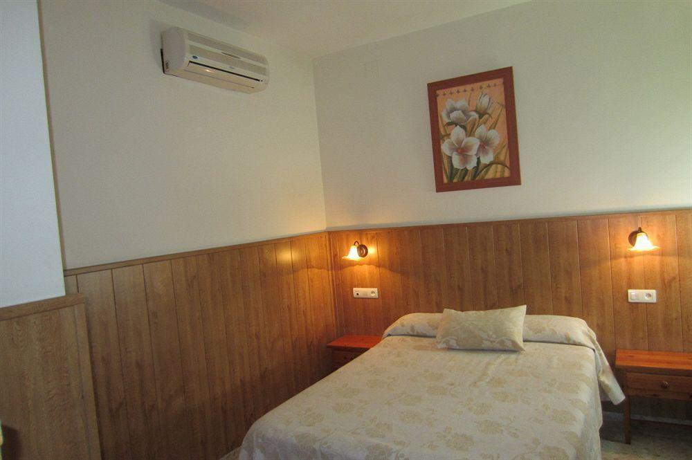 Hostal Patio Andaluz ปุนตาอุมเบรีย ภายนอก รูปภาพ
