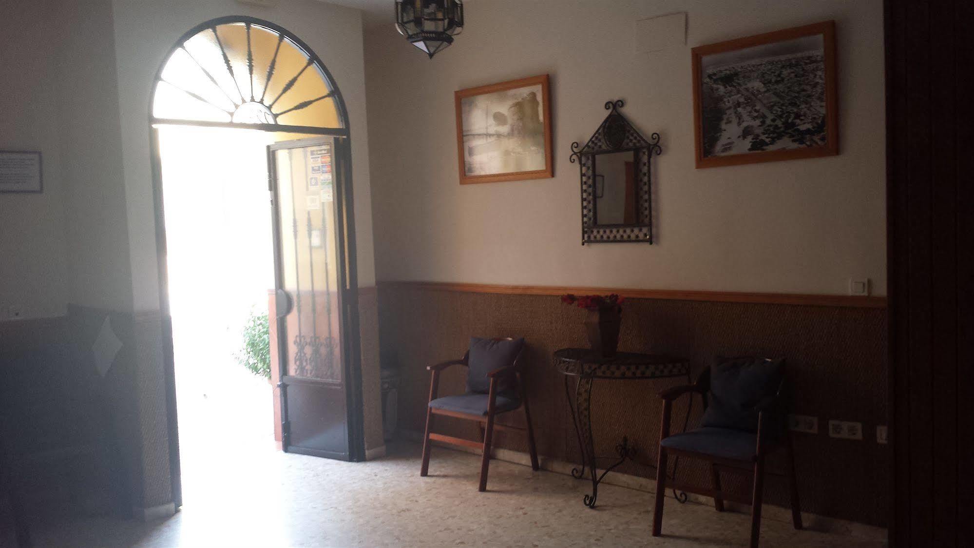 Hostal Patio Andaluz ปุนตาอุมเบรีย ภายนอก รูปภาพ